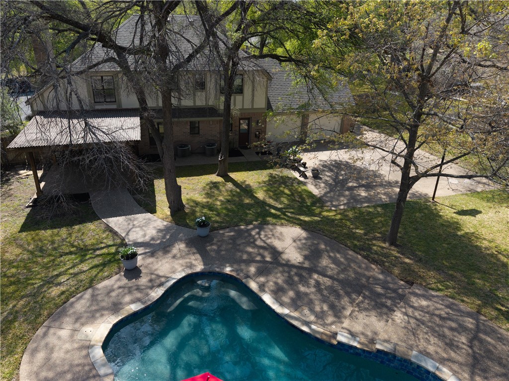 9006 Kingswood Place Pl, Woodway, Texas image 37