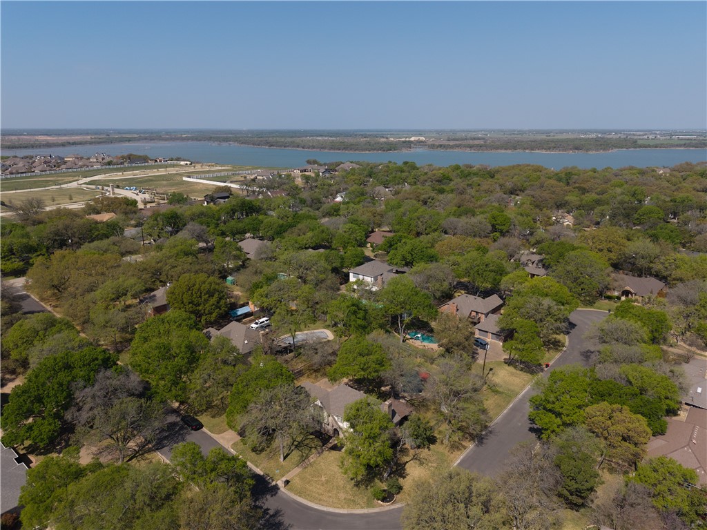 9006 Kingswood Place Pl, Woodway, Texas image 44