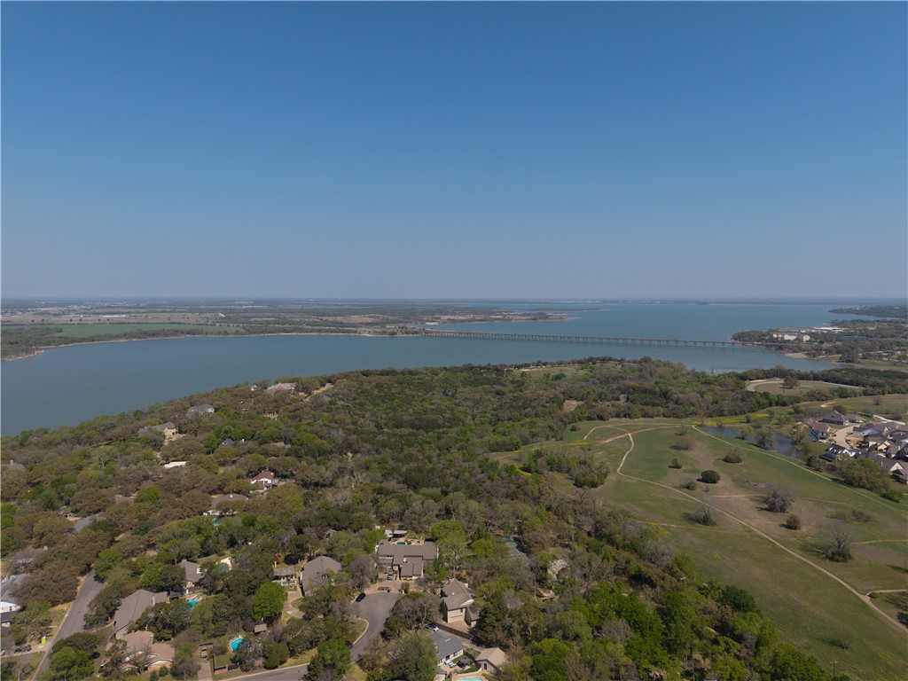 9006 Kingswood Place Pl, Woodway, Texas image 46