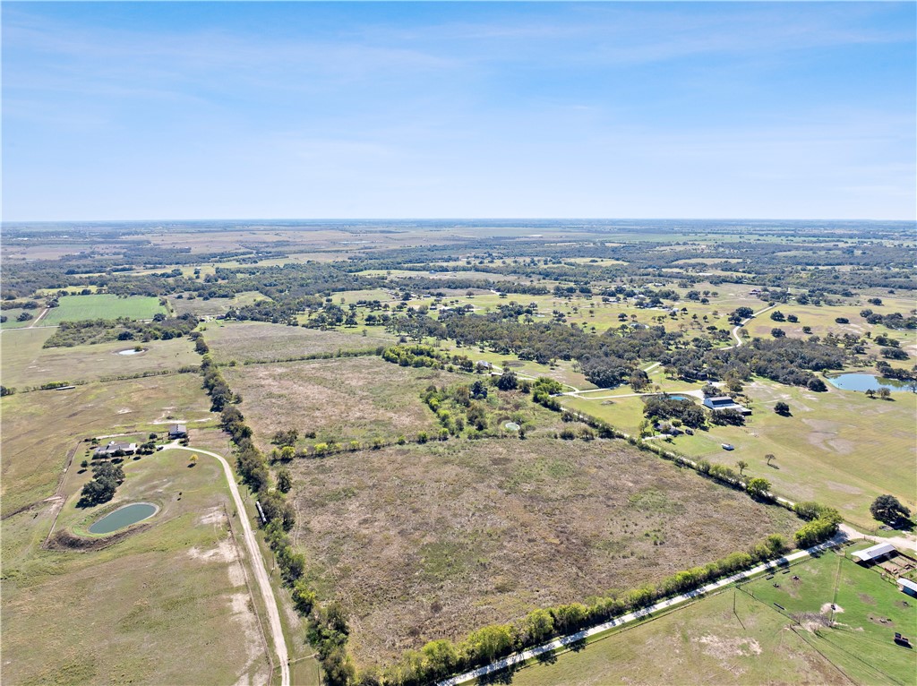 Cr 470, Lott, Texas image 7