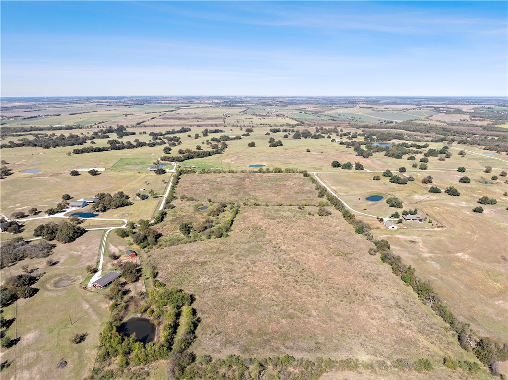 Cr 470, Lott, Texas image 1