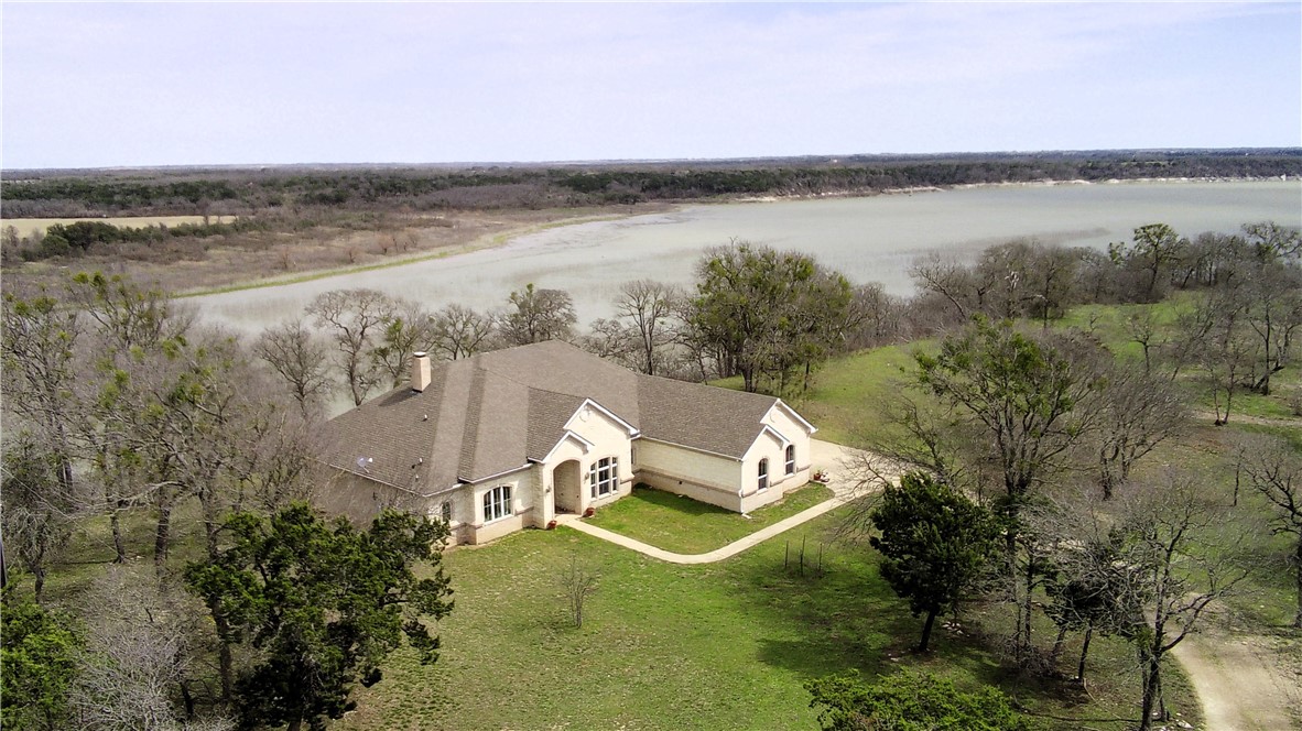 17452 Deer Ridge Road, Moody, Texas image 1
