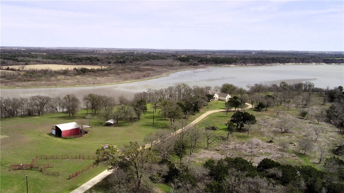 17452 Deer Ridge Road, Moody, Texas image 9