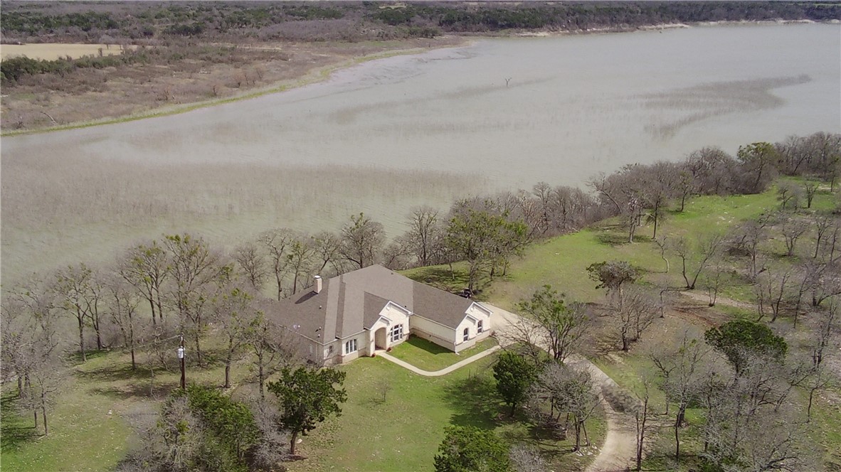 17452 Deer Ridge Road, Moody, Texas image 2