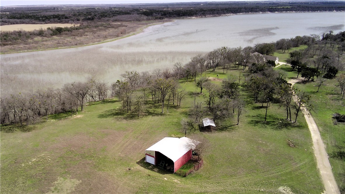 17452 Deer Ridge Road, Moody, Texas image 8