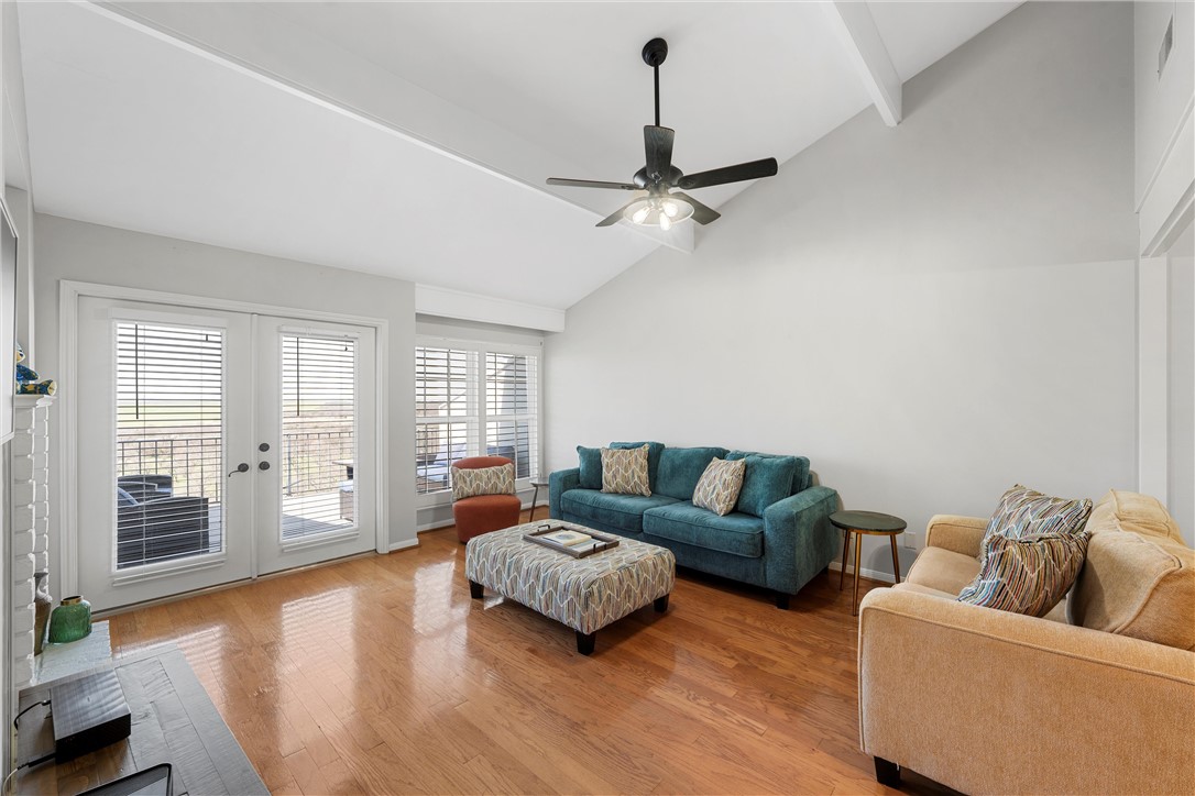 2905 Lake Shore Drive #206, Waco, Texas image 2