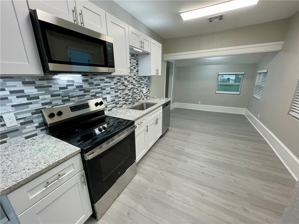 310 N Lakeview Drive, Waco, Texas image 6