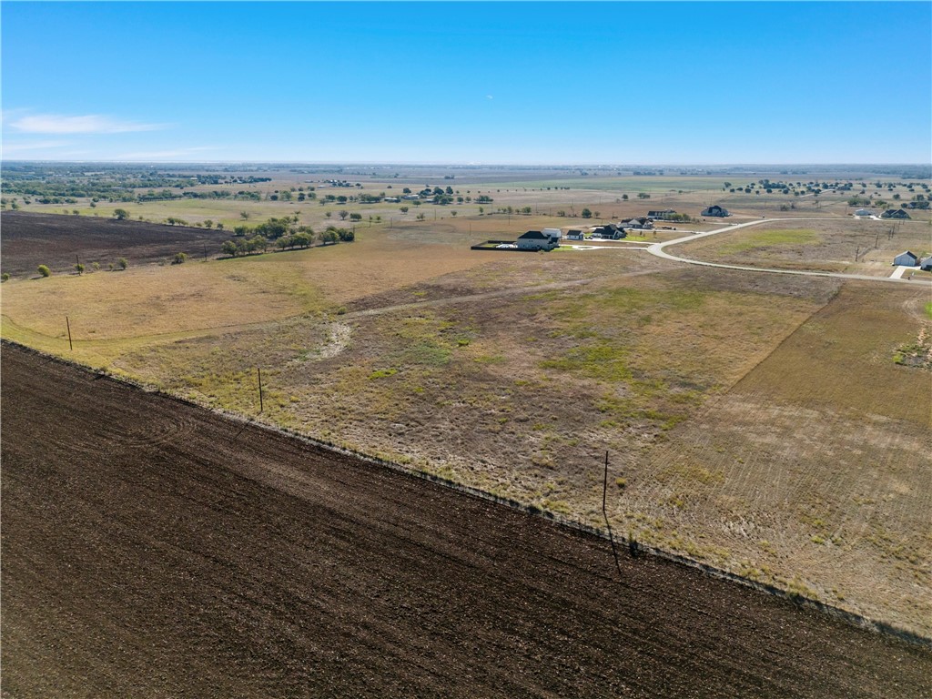 445 Willow Moon Ranch Road, Crawford, Texas image 6