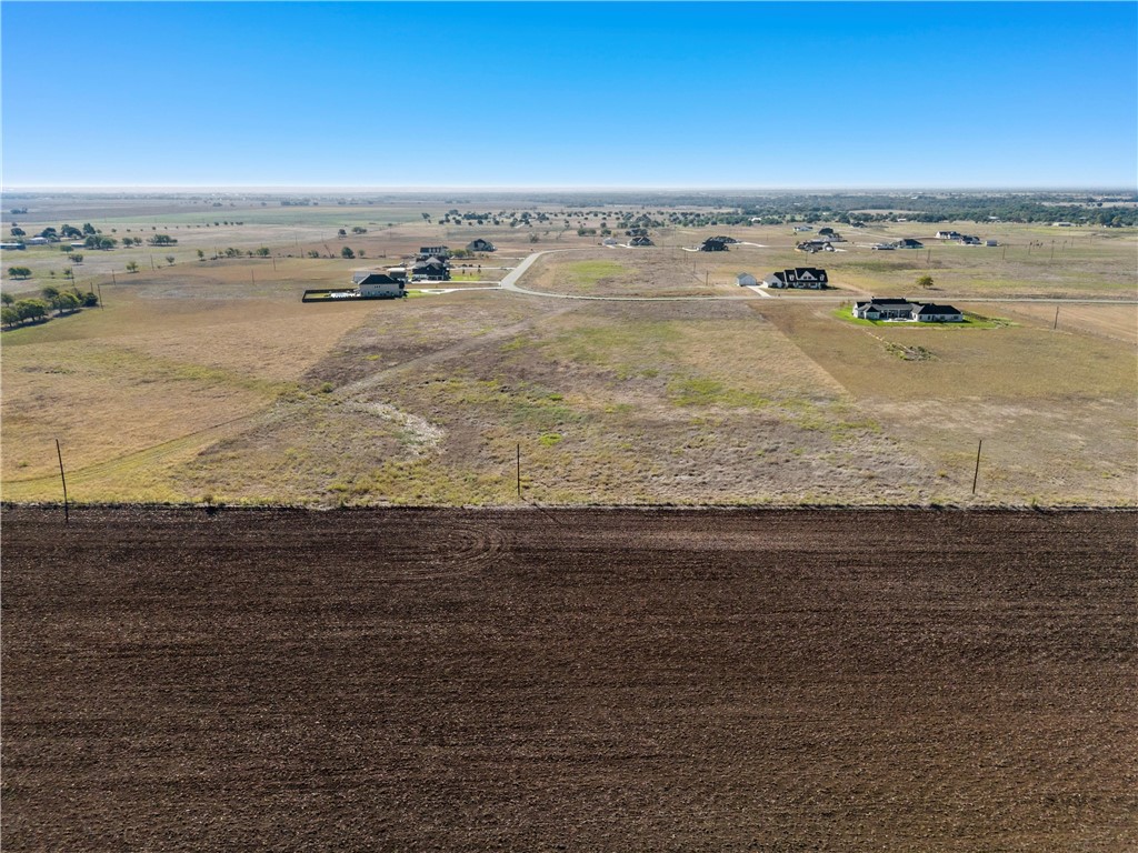 445 Willow Moon Ranch Road, Crawford, Texas image 7