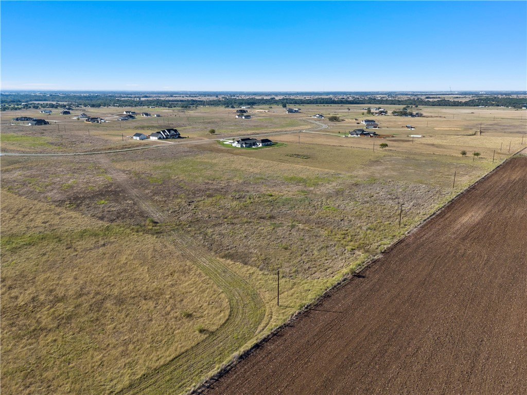 445 Willow Moon Ranch Road, Crawford, Texas image 8