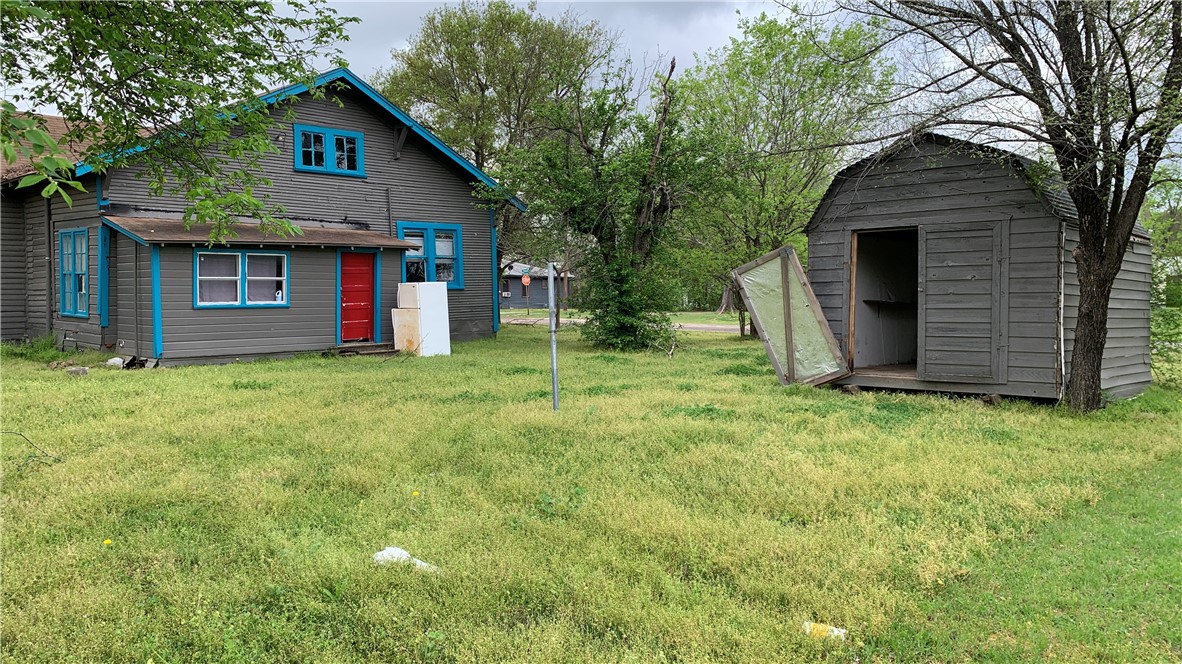 609 W Navasota Street, Groesbeck, Texas image 13