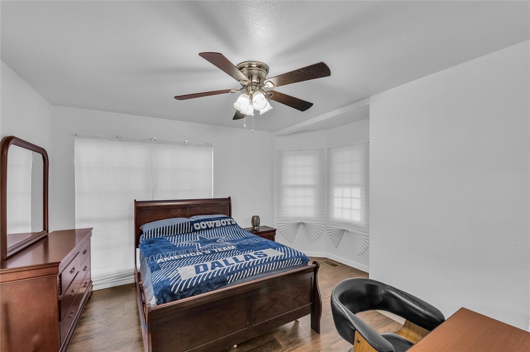 1940 E Highland Road, Waxahachie, Texas image 40