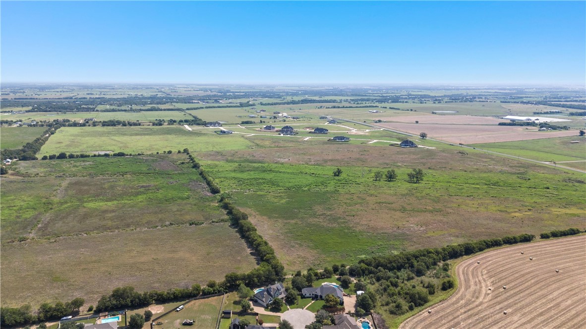 933 Rosenthal Parkway, Lorena, Texas image 3