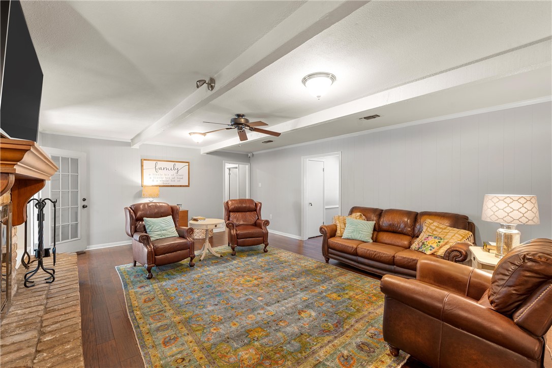 701 Clarence Drive, Woodway, Texas image 10