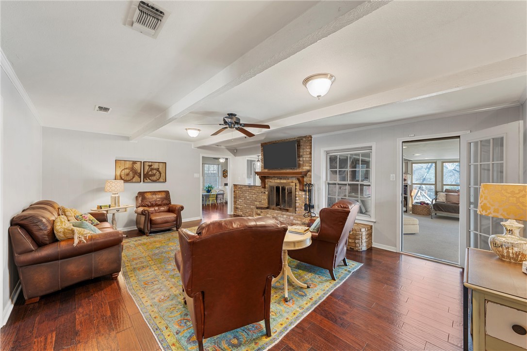 701 Clarence Drive, Woodway, Texas image 9