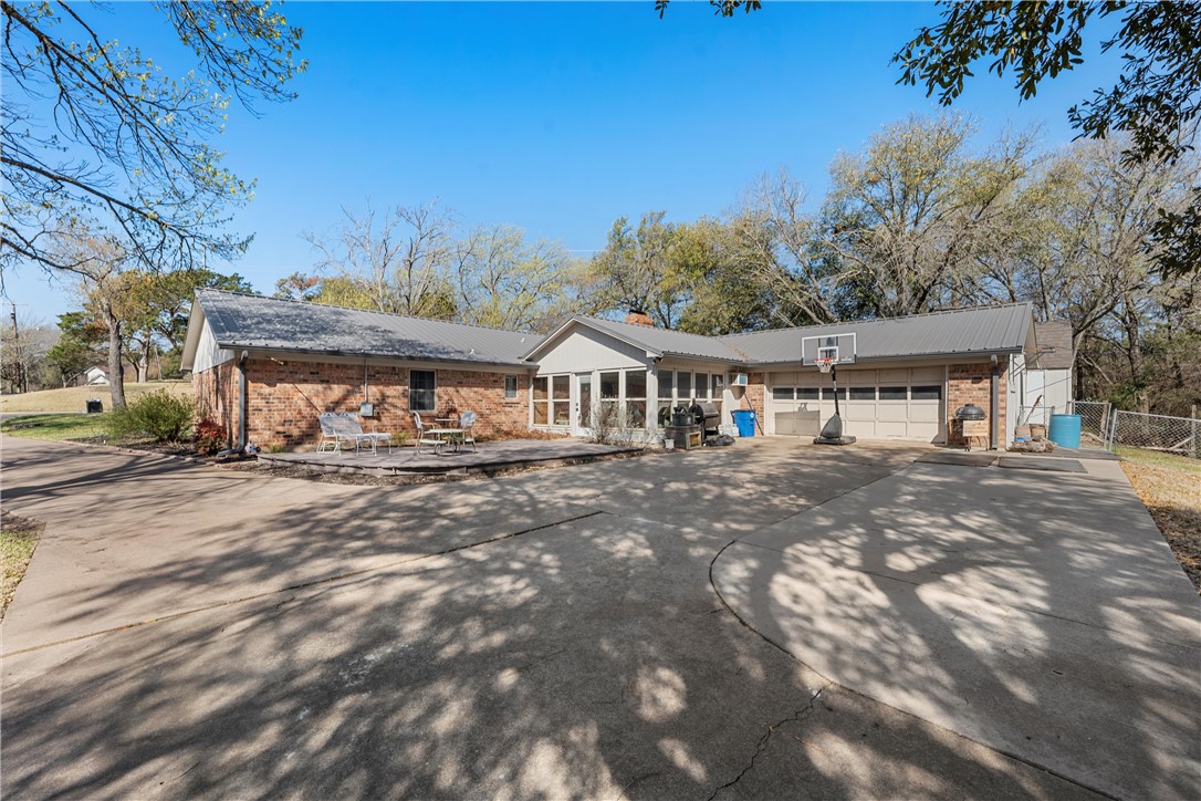 701 Clarence Drive, Woodway, Texas image 6