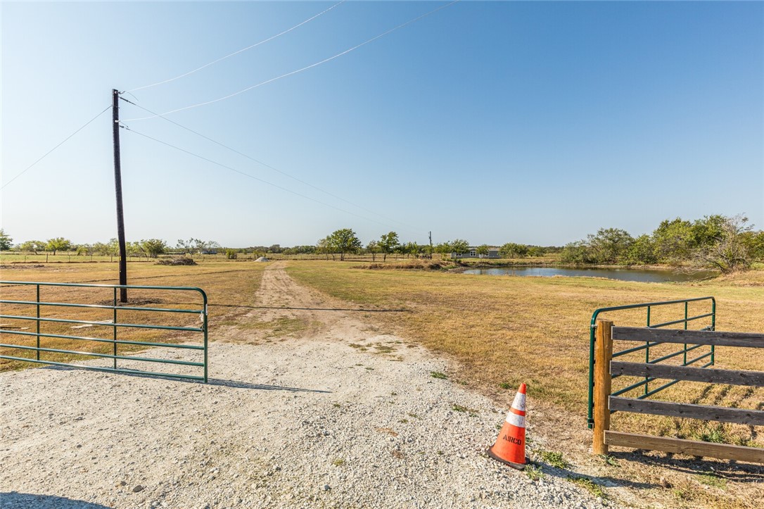 868 Fm 1951, Coolidge, Texas image 43