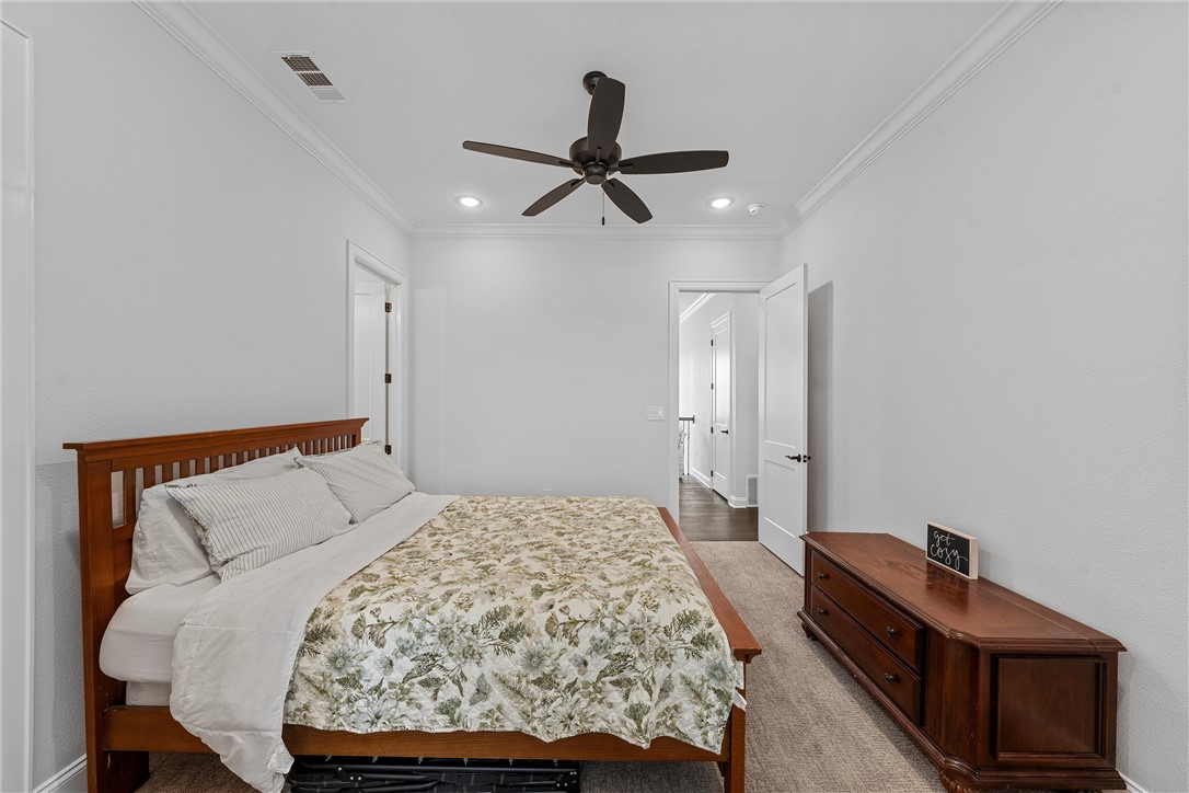 900 Glorietta Drive, McGregor, Texas image 34