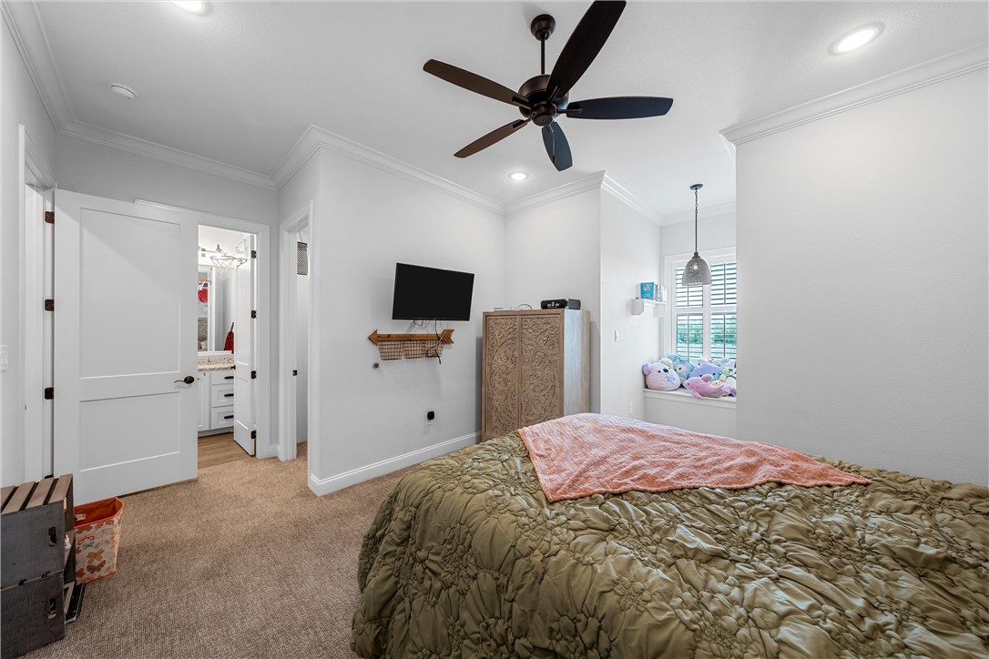 900 Glorietta Drive, McGregor, Texas image 40