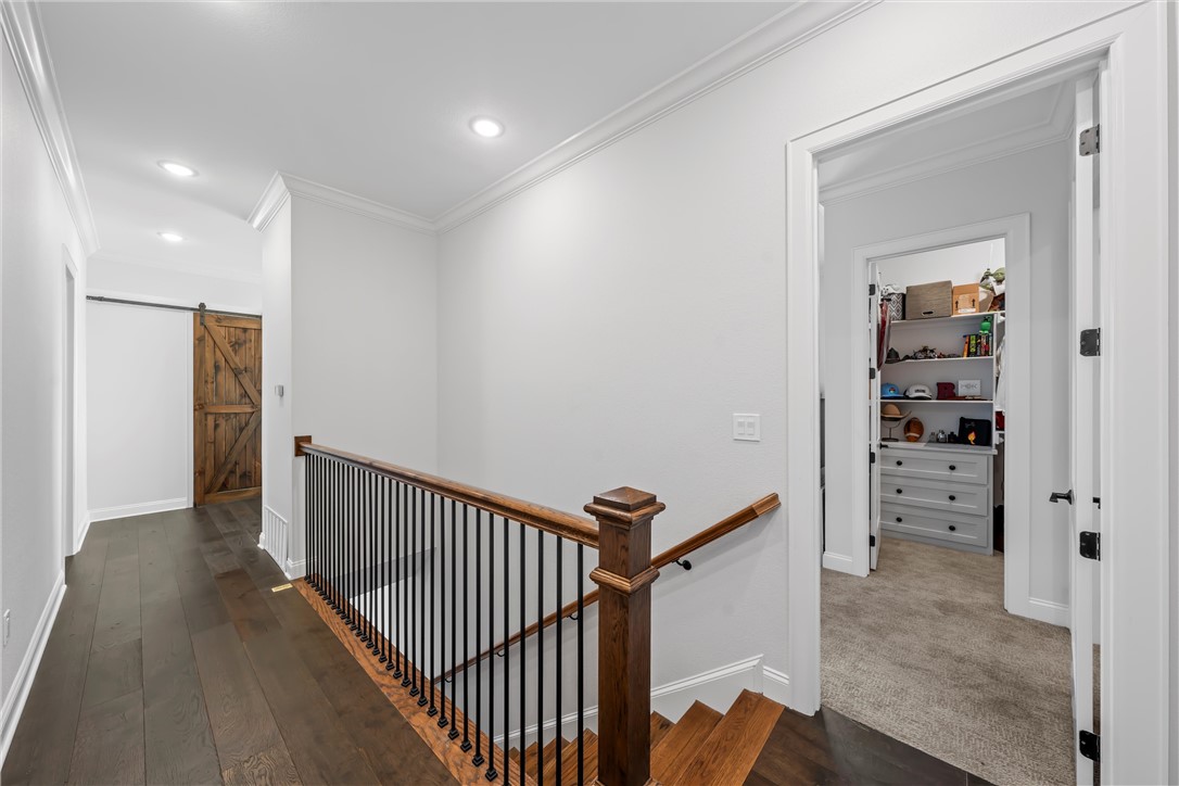 900 Glorietta Drive, McGregor, Texas image 32