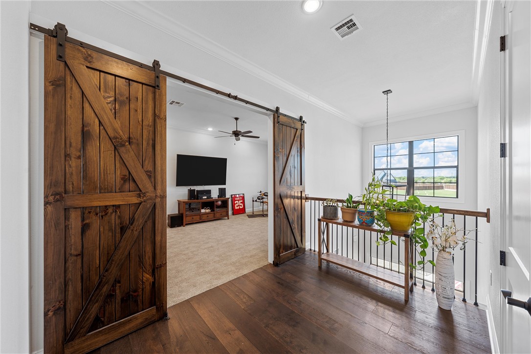 900 Glorietta Drive, McGregor, Texas image 36