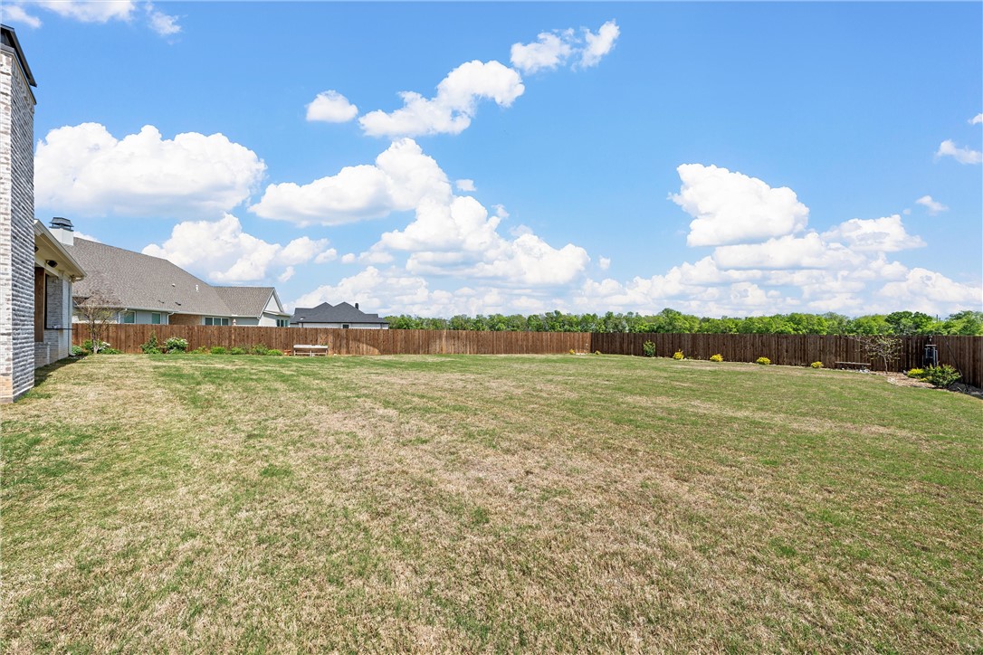 900 Glorietta Drive, McGregor, Texas image 50