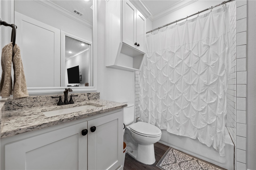 900 Glorietta Drive, McGregor, Texas image 35