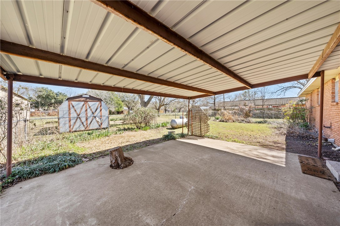 568 Bosque Lane, McGregor, Texas image 16