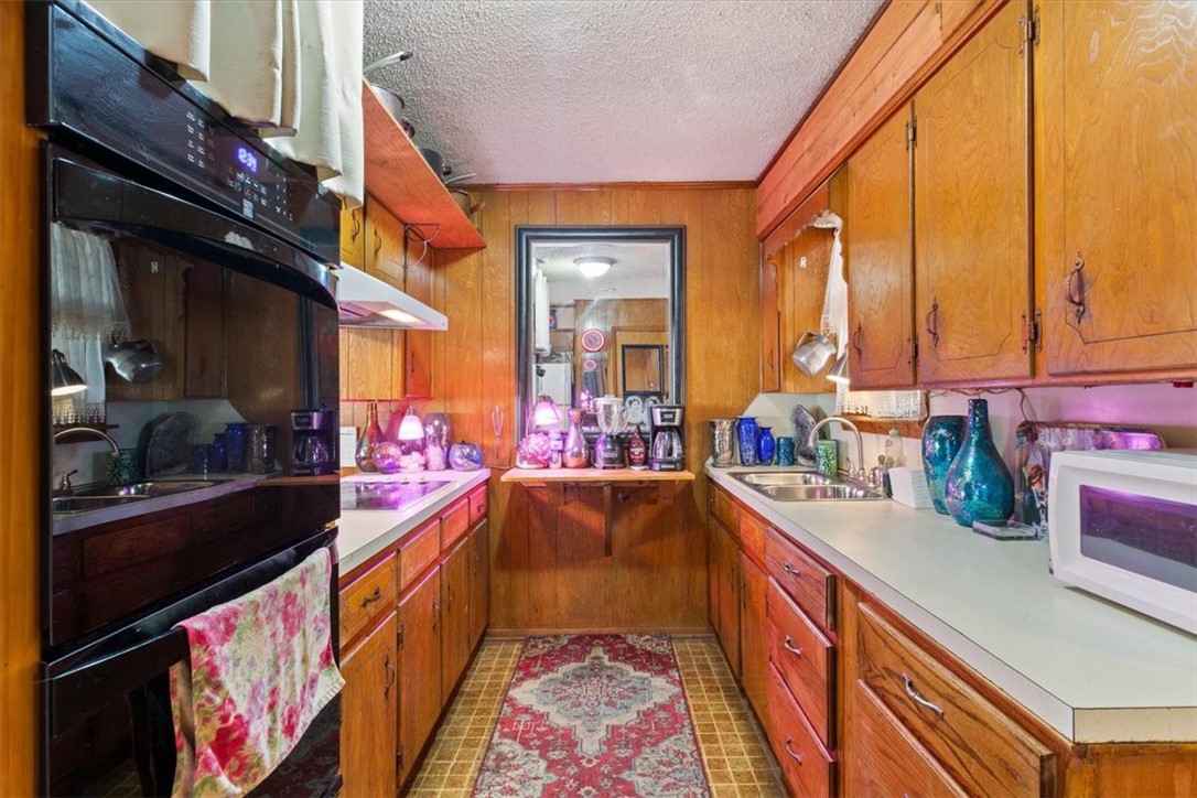 411 Brookwood Drive, Woodway, Texas image 15