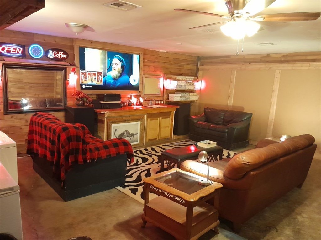 411 Brookwood Drive, Woodway, Texas image 19