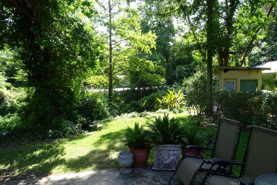 411 Brookwood Drive, Woodway, Texas image 48