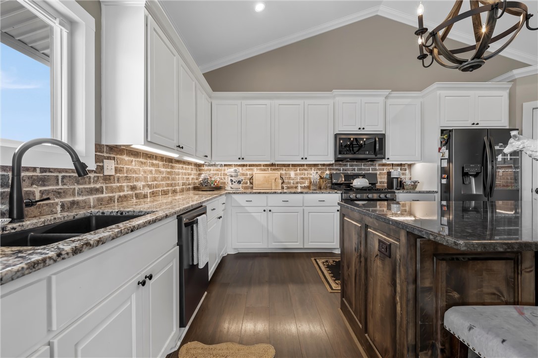 1244 Losak Road, Lorena, Texas image 15