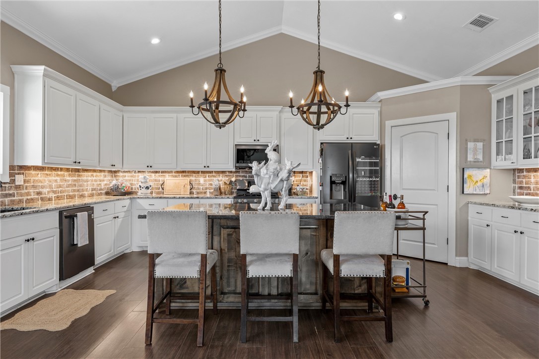 1244 Losak Road, Lorena, Texas image 12