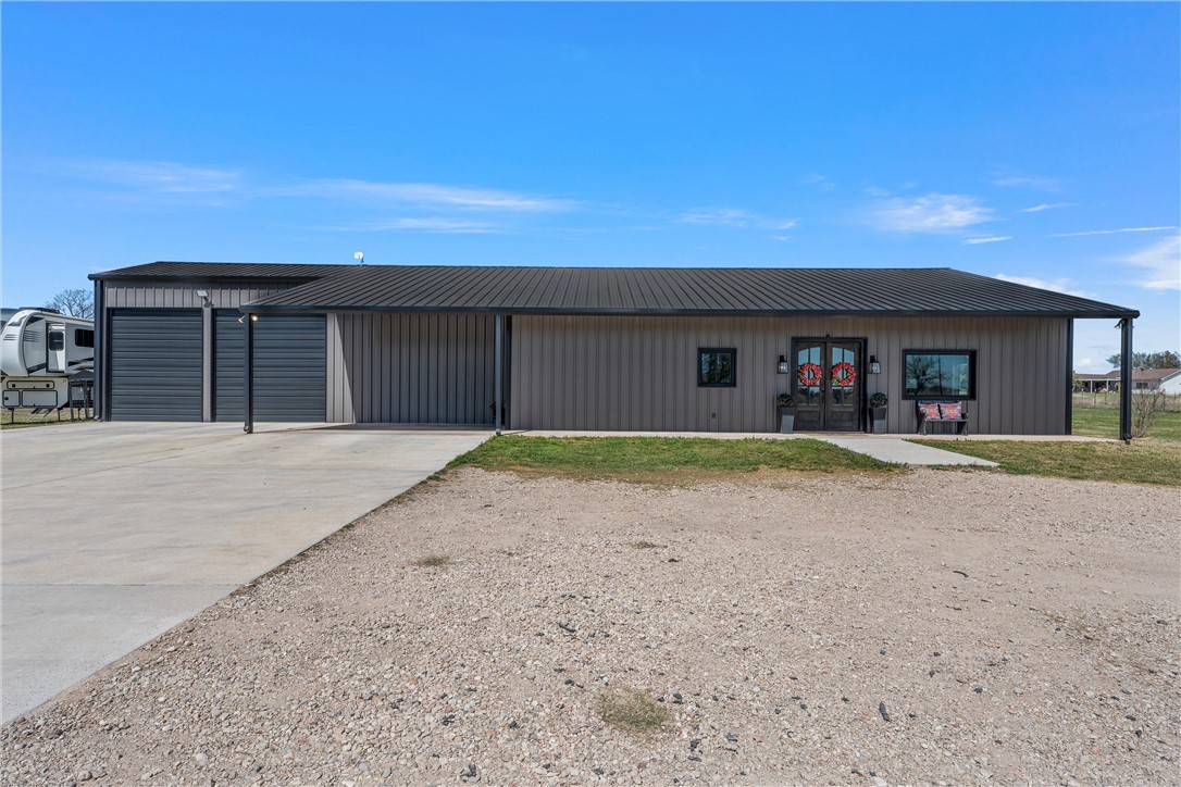 1244 Losak Road, Lorena, Texas image 3