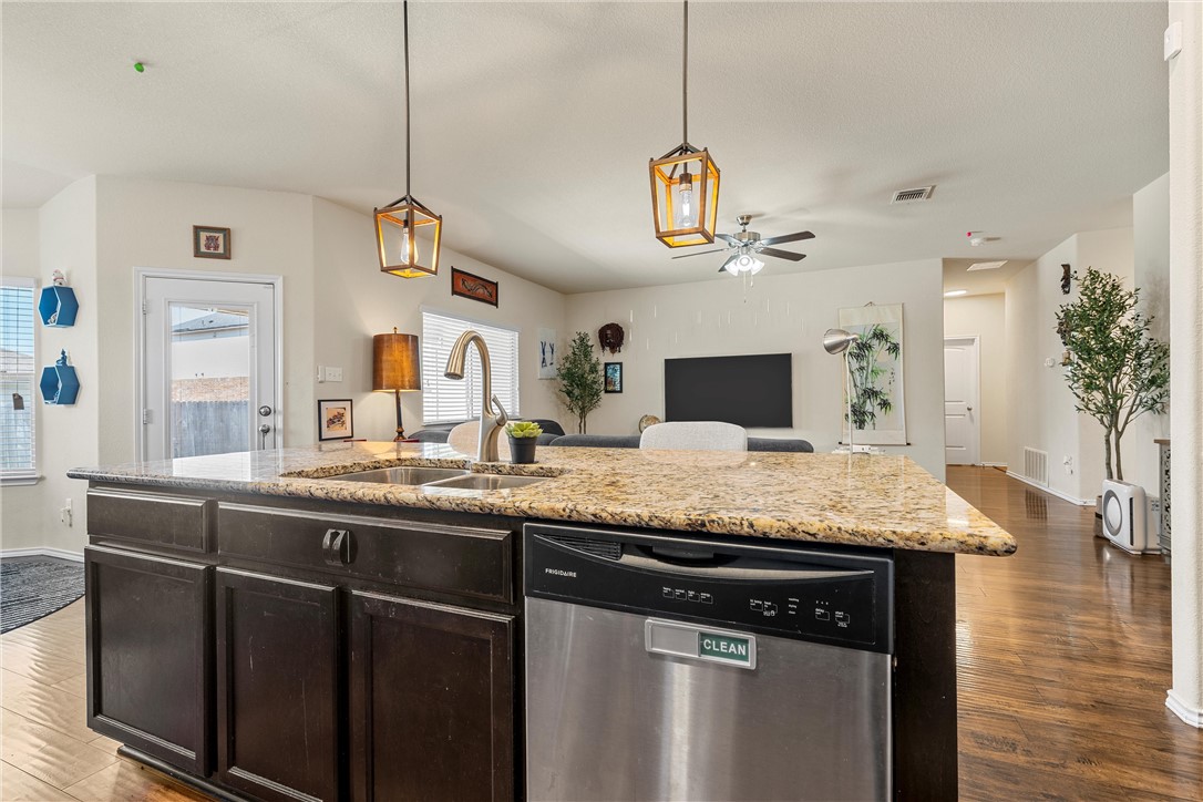 11220 Haviture Way Way, Waco, Texas image 9