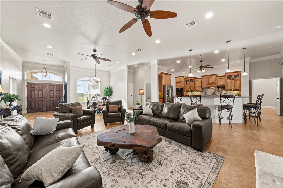1841 Old Ranch Road, China Spring, Texas image 10
