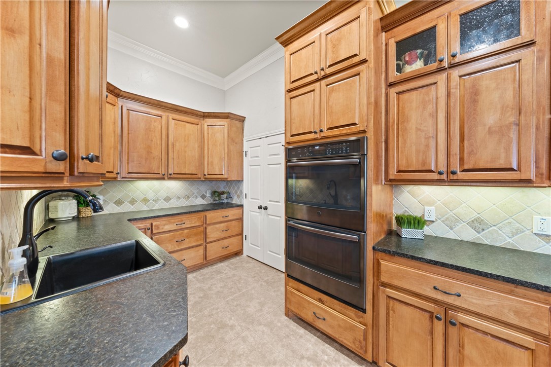 1841 Old Ranch Road, China Spring, Texas image 20