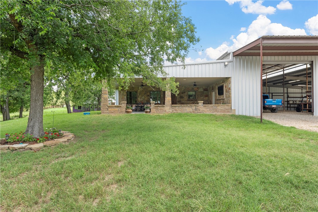 404 Cr 459 Road, Lott, Texas image 12