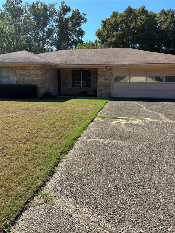 1009 Fairway Ln, Mexia, Texas image 2
