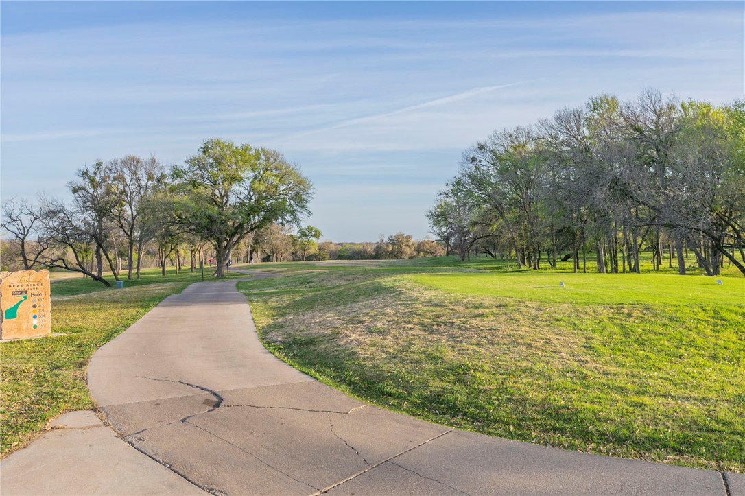 704 Salisbury Drive, Woodway, Texas image 32
