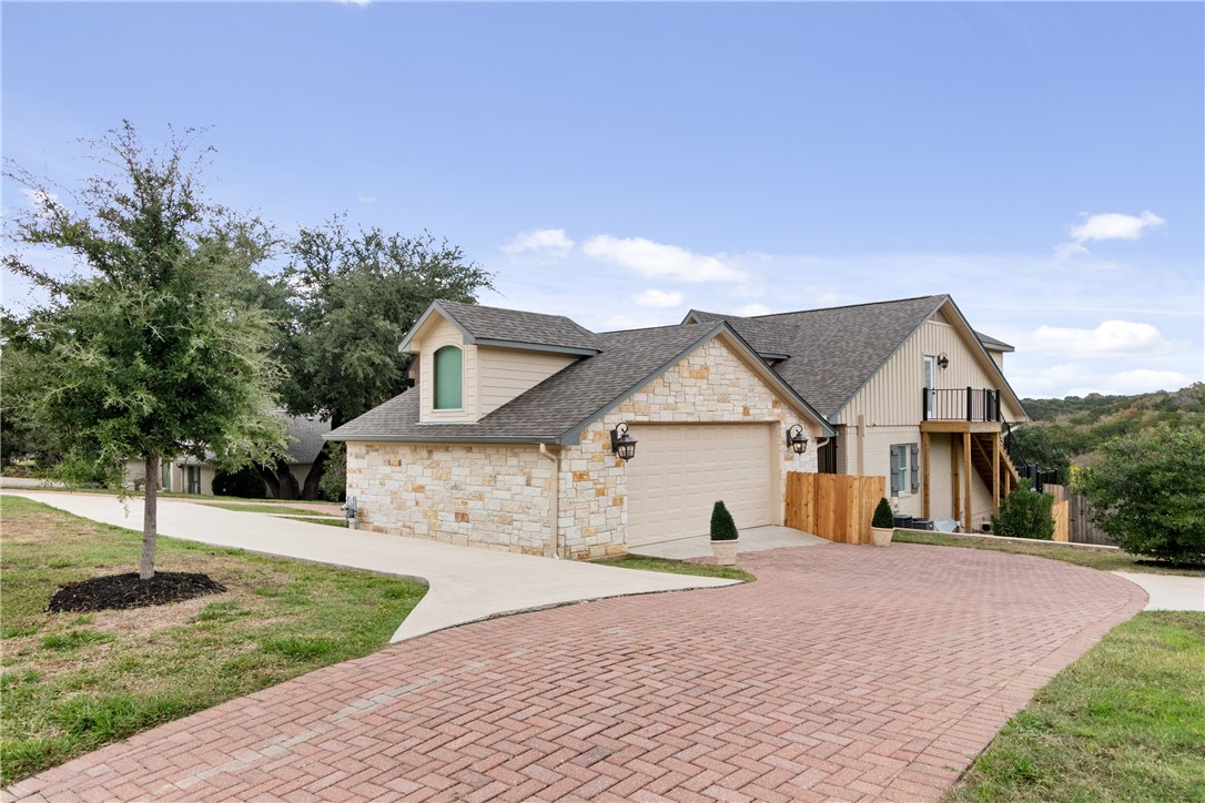 3401 North Ridge Drive, Waco, Texas image 7