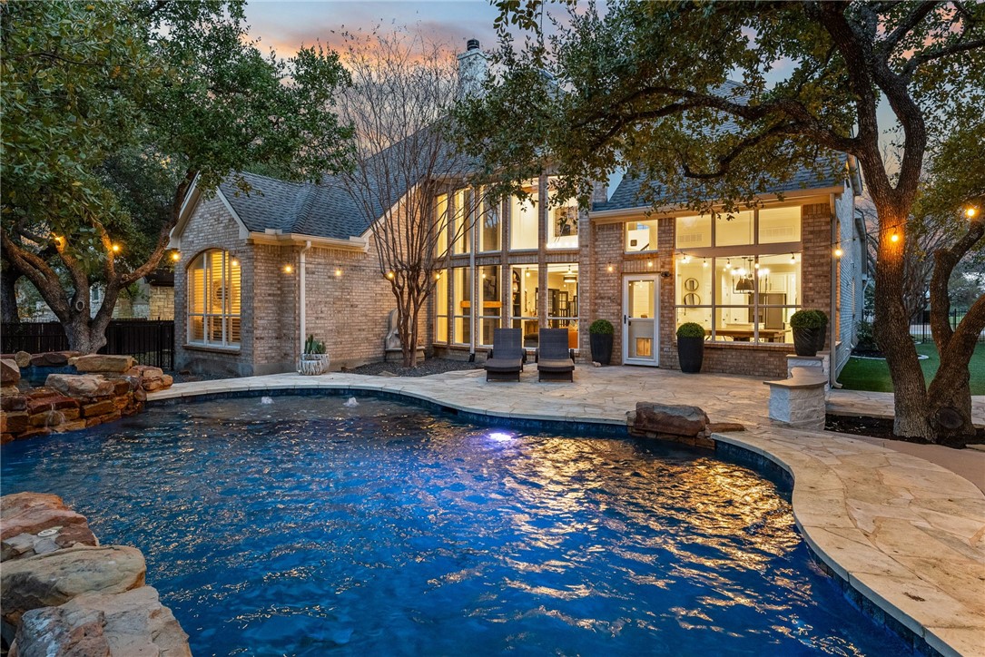 105 S Mcbrayer Street, Lorena, Texas image 1
