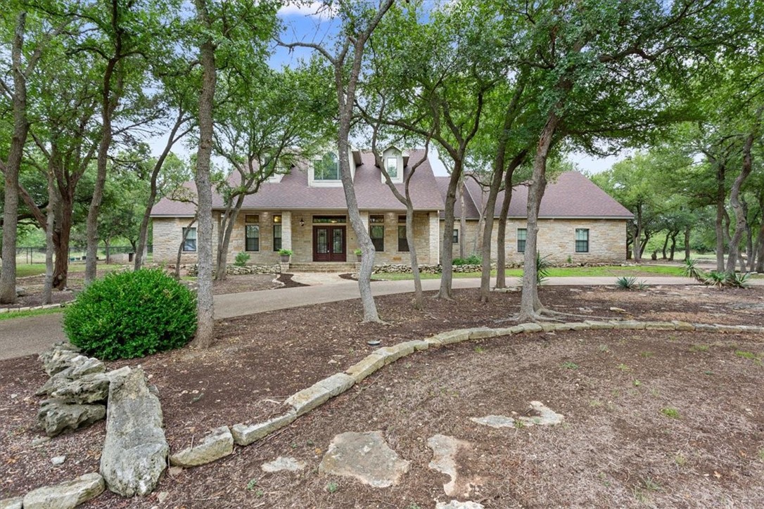 735 Winding Trail, Crawford, Texas image 6