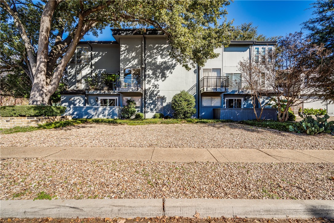 4020 Holland Avenue #101, Dallas, Texas image 4