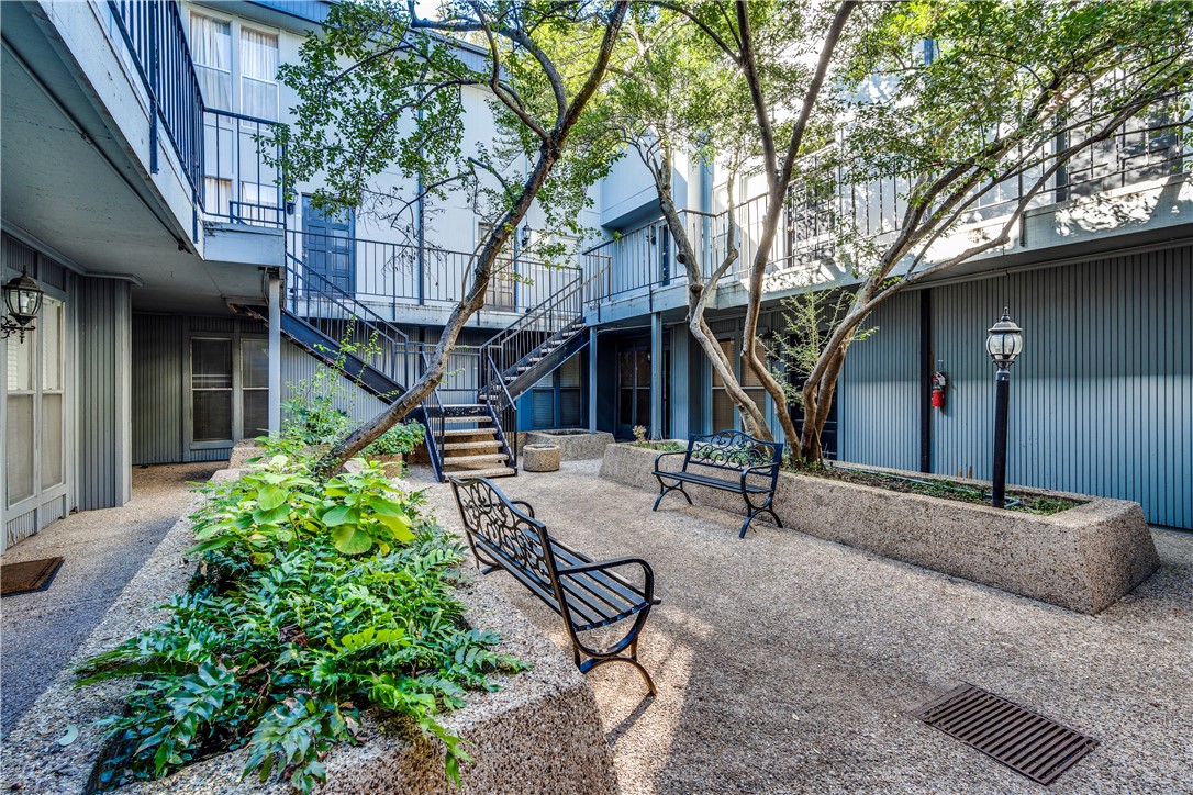4020 Holland Avenue #101, Dallas, Texas image 3