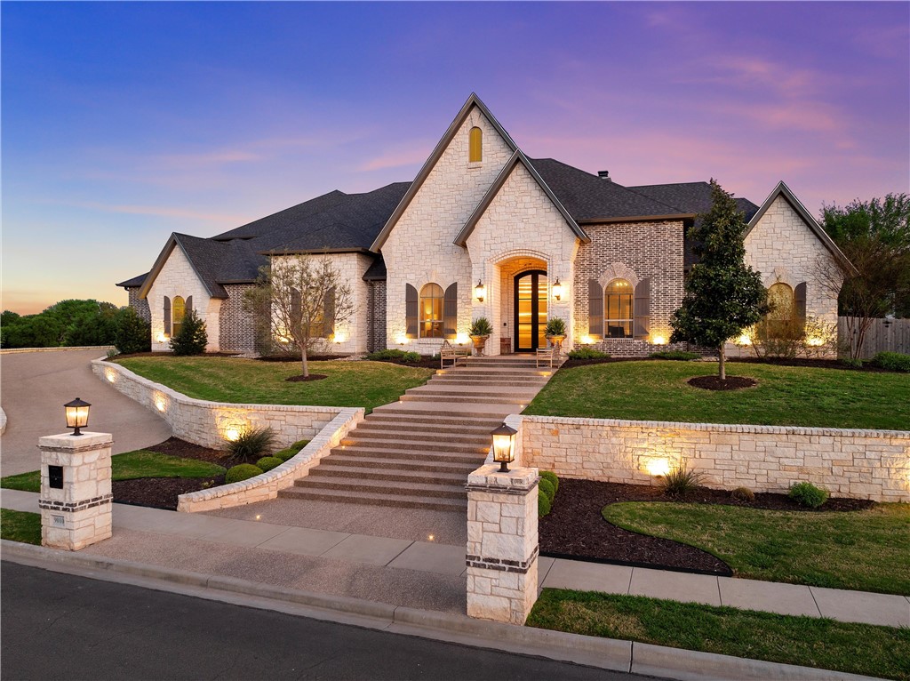 9010 Canyon Trail, McGregor, Texas image 3