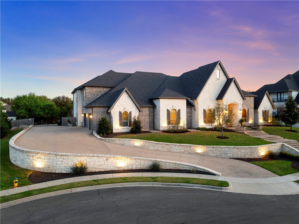 9010 Canyon Trail, McGregor, Texas image 2