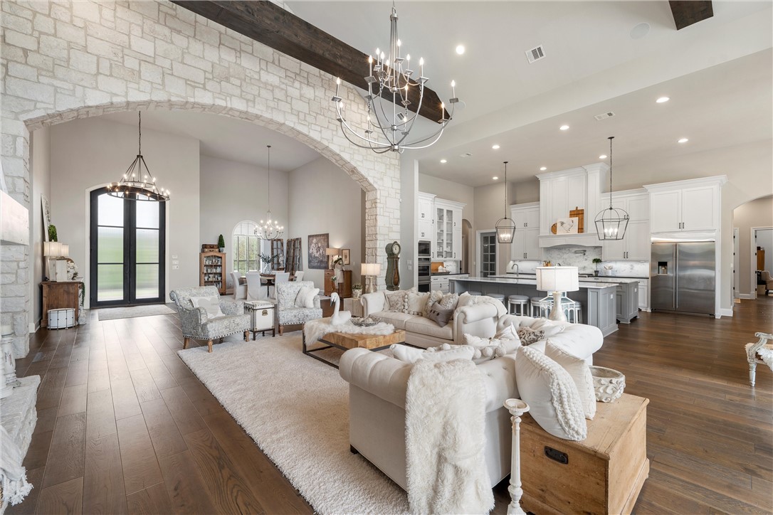 9010 Canyon Trail, McGregor, Texas image 16