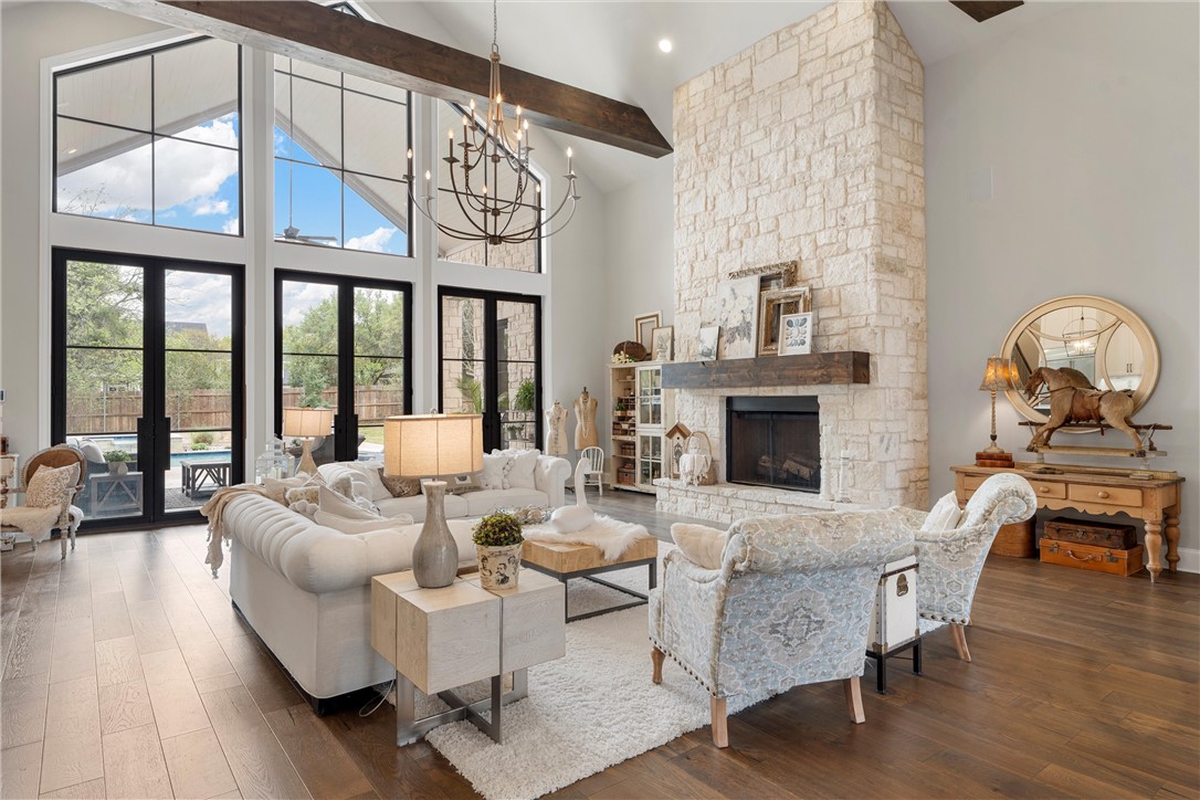 9010 Canyon Trail, McGregor, Texas image 12