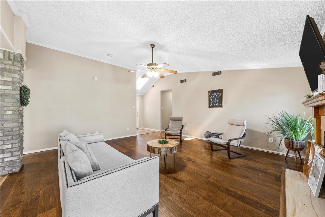83 Delmore Drive, Hillsboro, Texas image 7